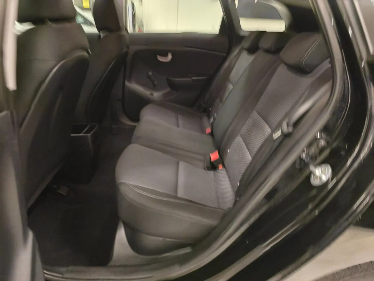 Billede 15 - Hyundai i30 1,6 CDRi 110 Comfort