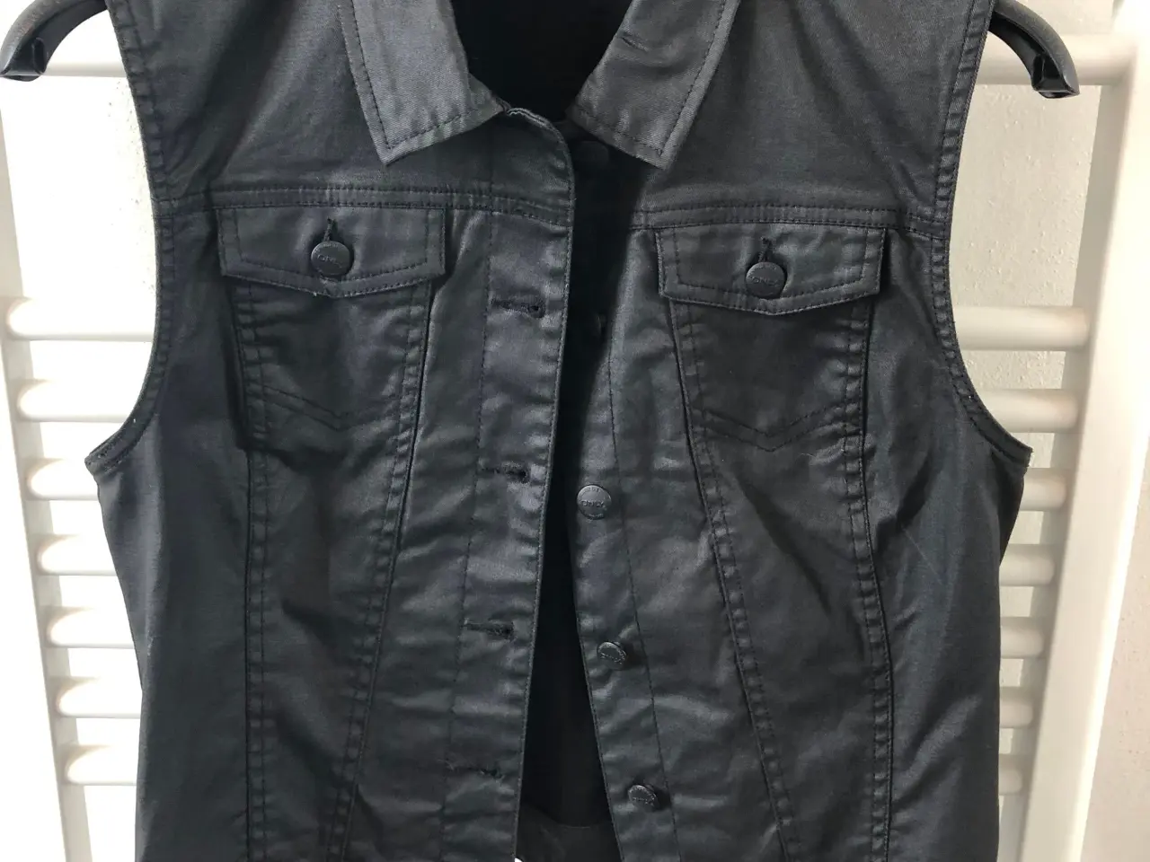 Billede 1 - Sort vest 