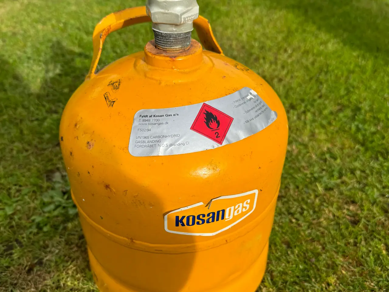 Billede 1 - 2 kg gasflaske fyldt og plomberet