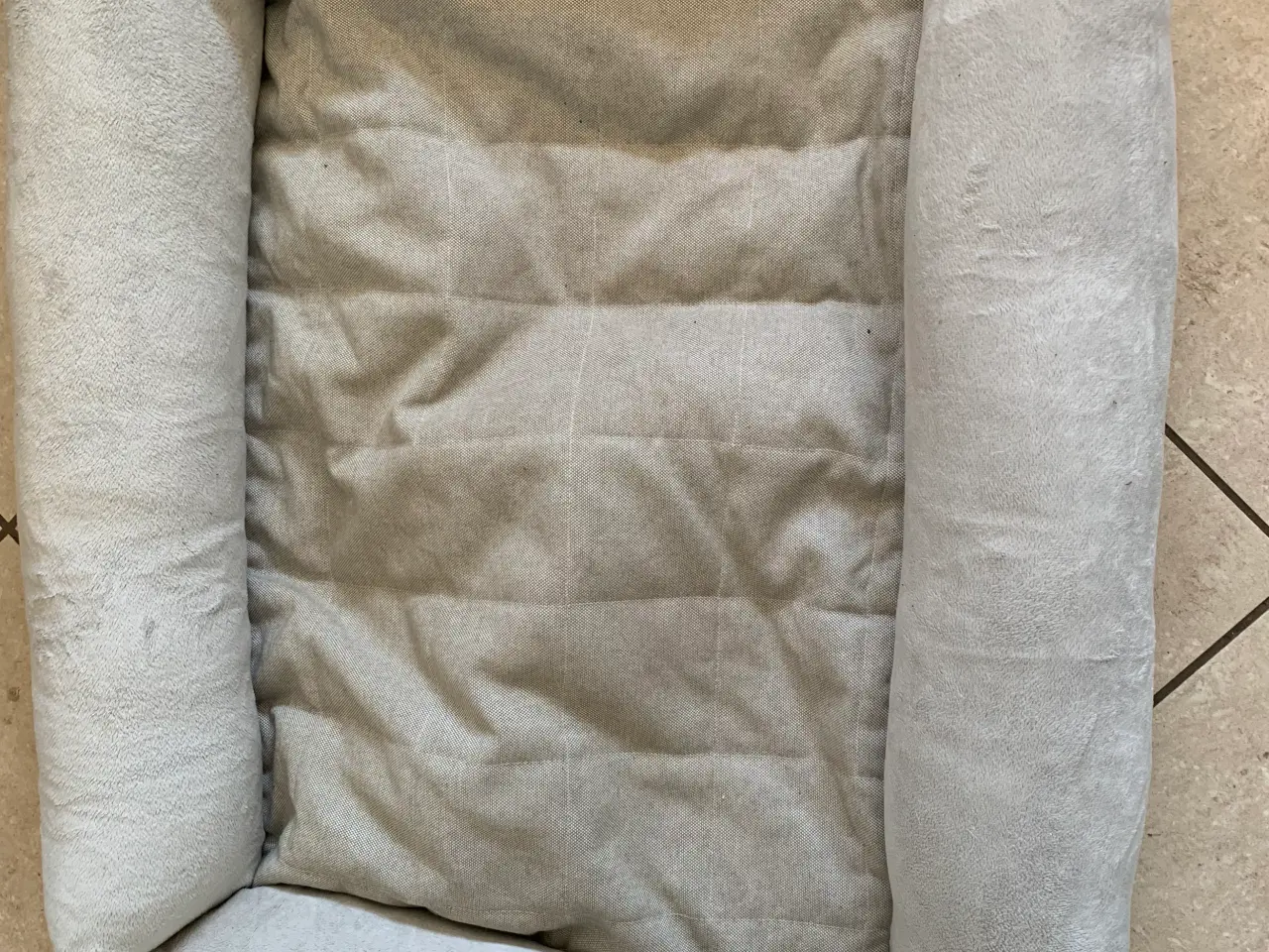 Billede 1 - Hundekurv fra ikea dejlig blød