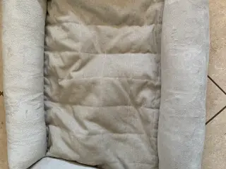 Hundekurv fra ikea dejlig blød