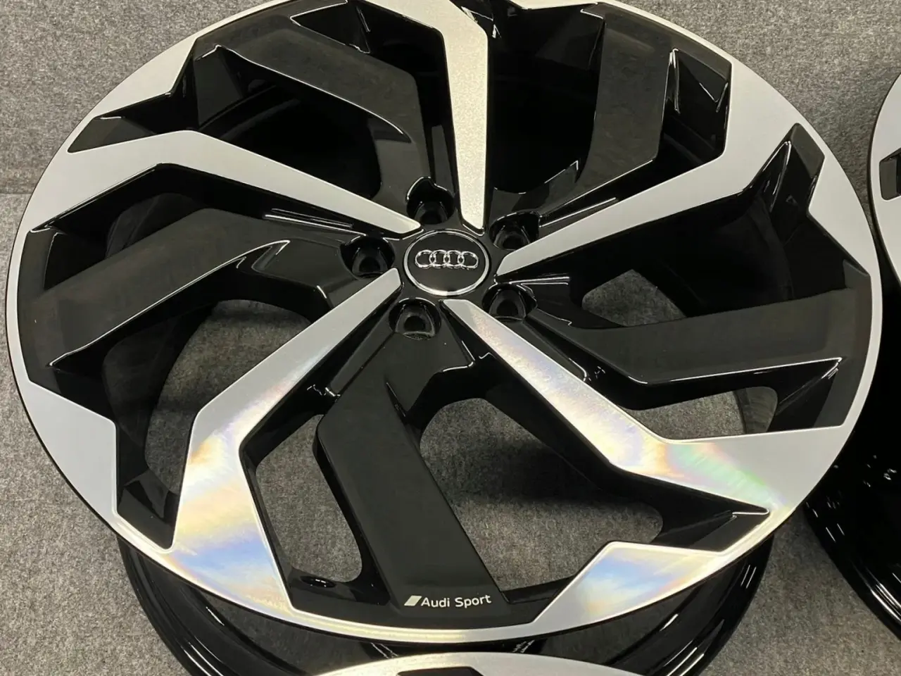 Billede 2 - ALUFÆLGE AUDI Q7 Q8 E-TRON 4KE 21"