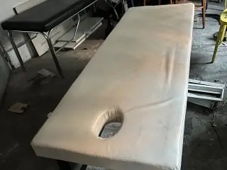 Solid massaagebriks