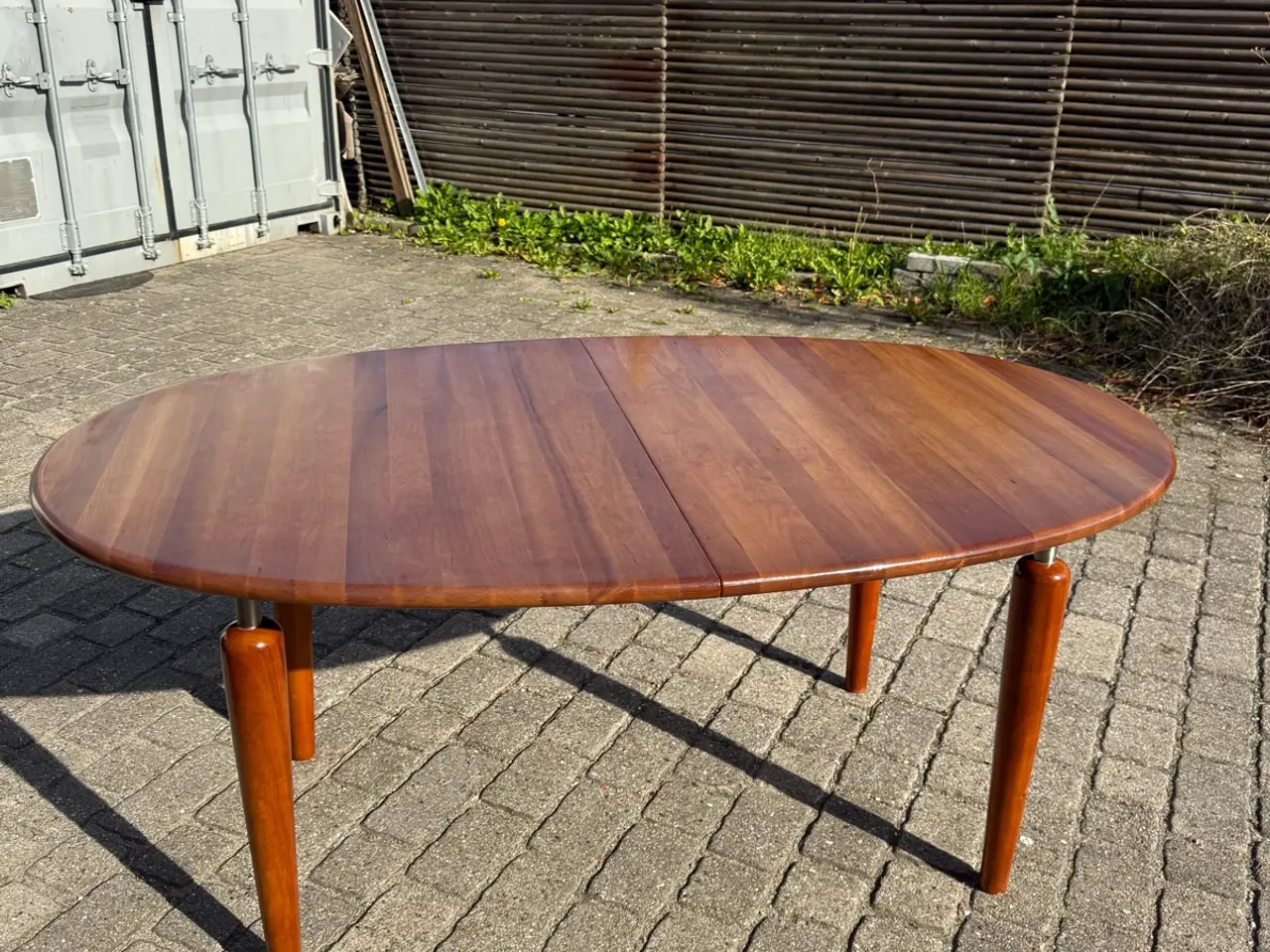 Billede 4 - Dansk retro massivt træ spisebord m\ tillægspader