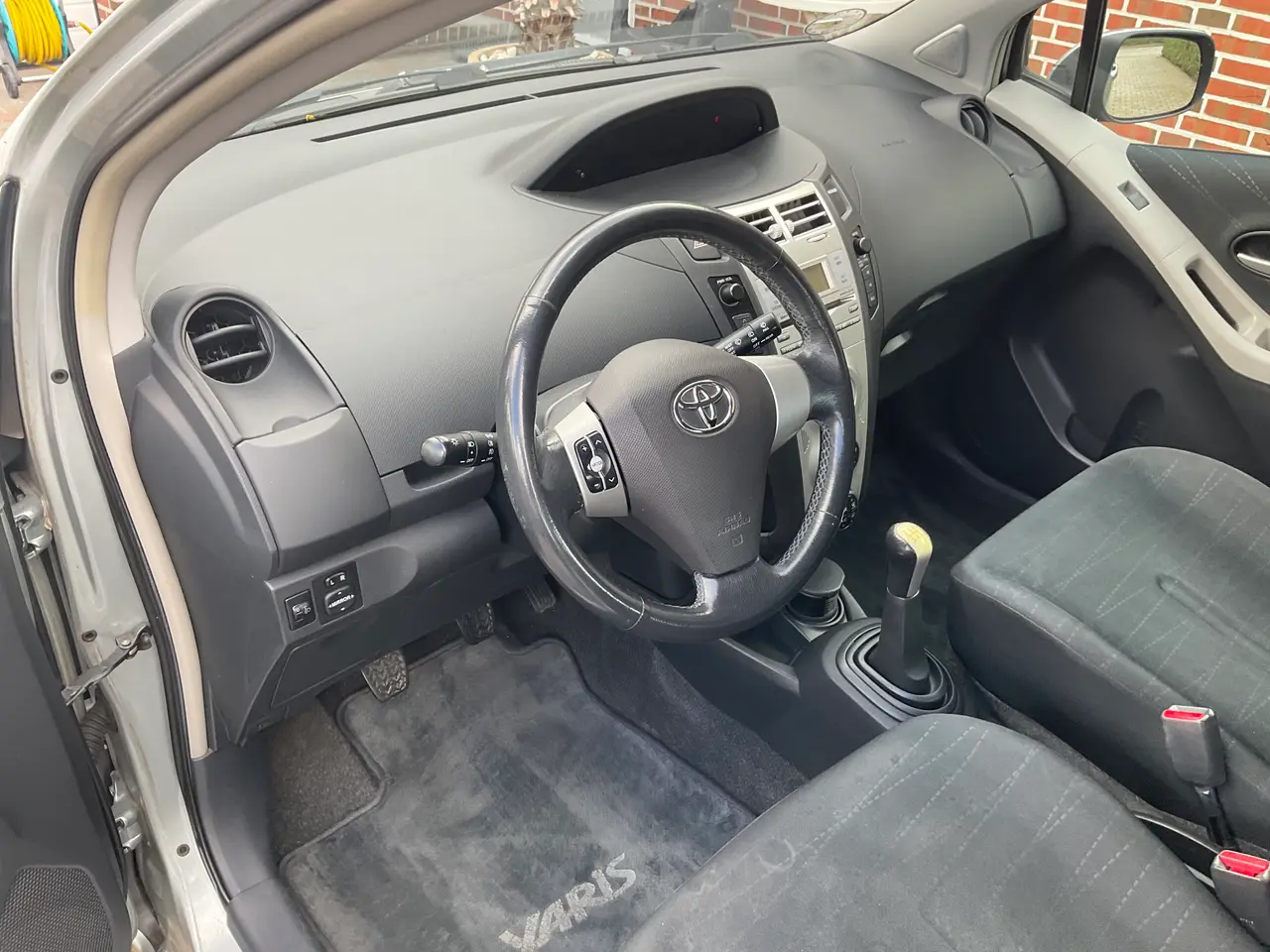 Billede 4 - Toyota Yaris 1,3 Benzin 3 Dørs