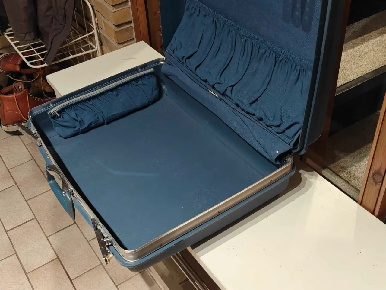Billede 1 - Lille kuffert. Hard case