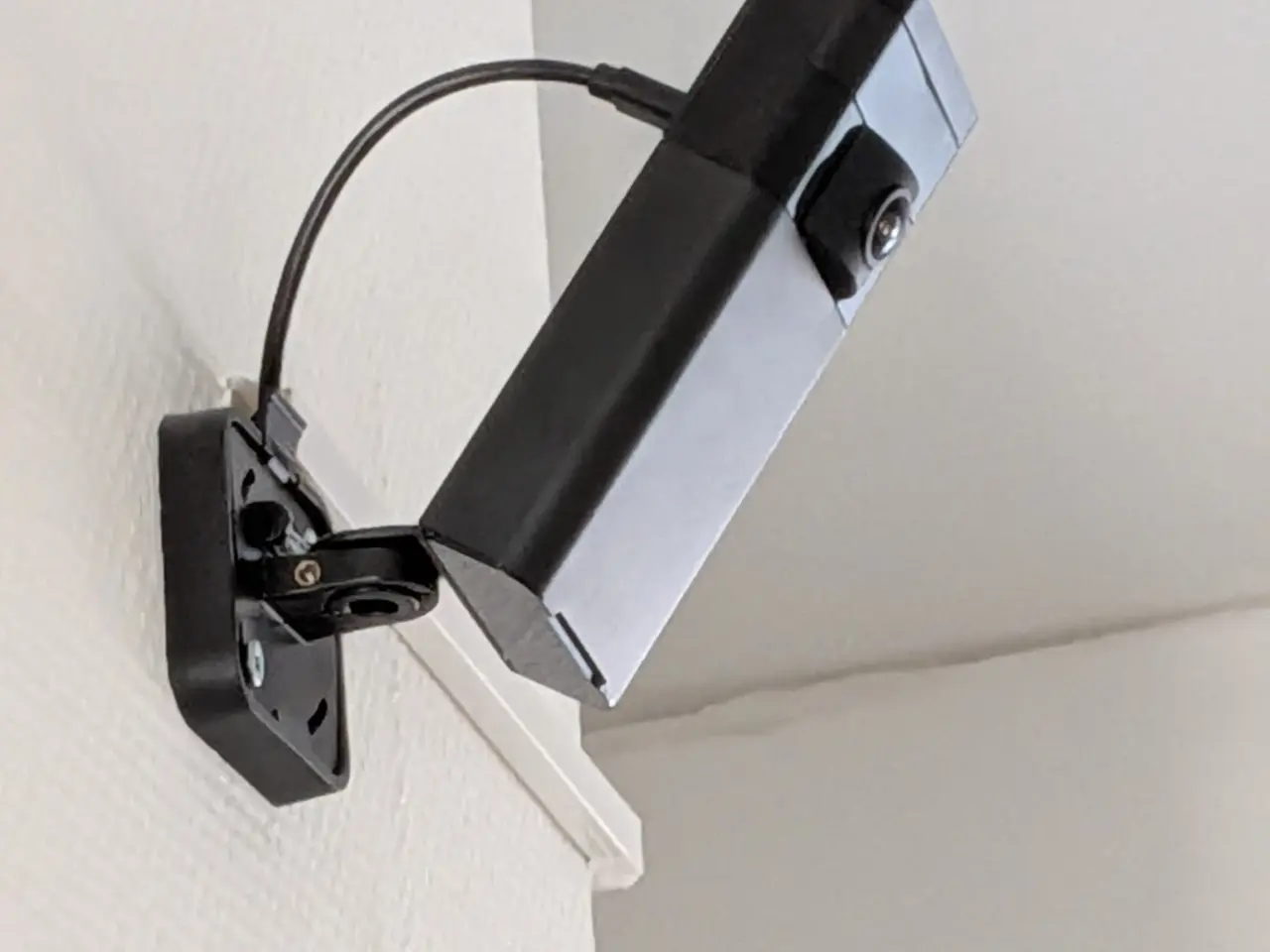 Billede 2 - Overskrift: Ring Stick Up Cam (1. gen)