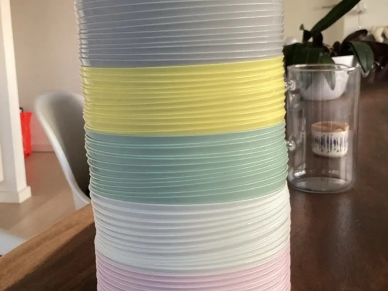 Billede 1 - UDLEJES - 72x Plastik Plates/Tallerken