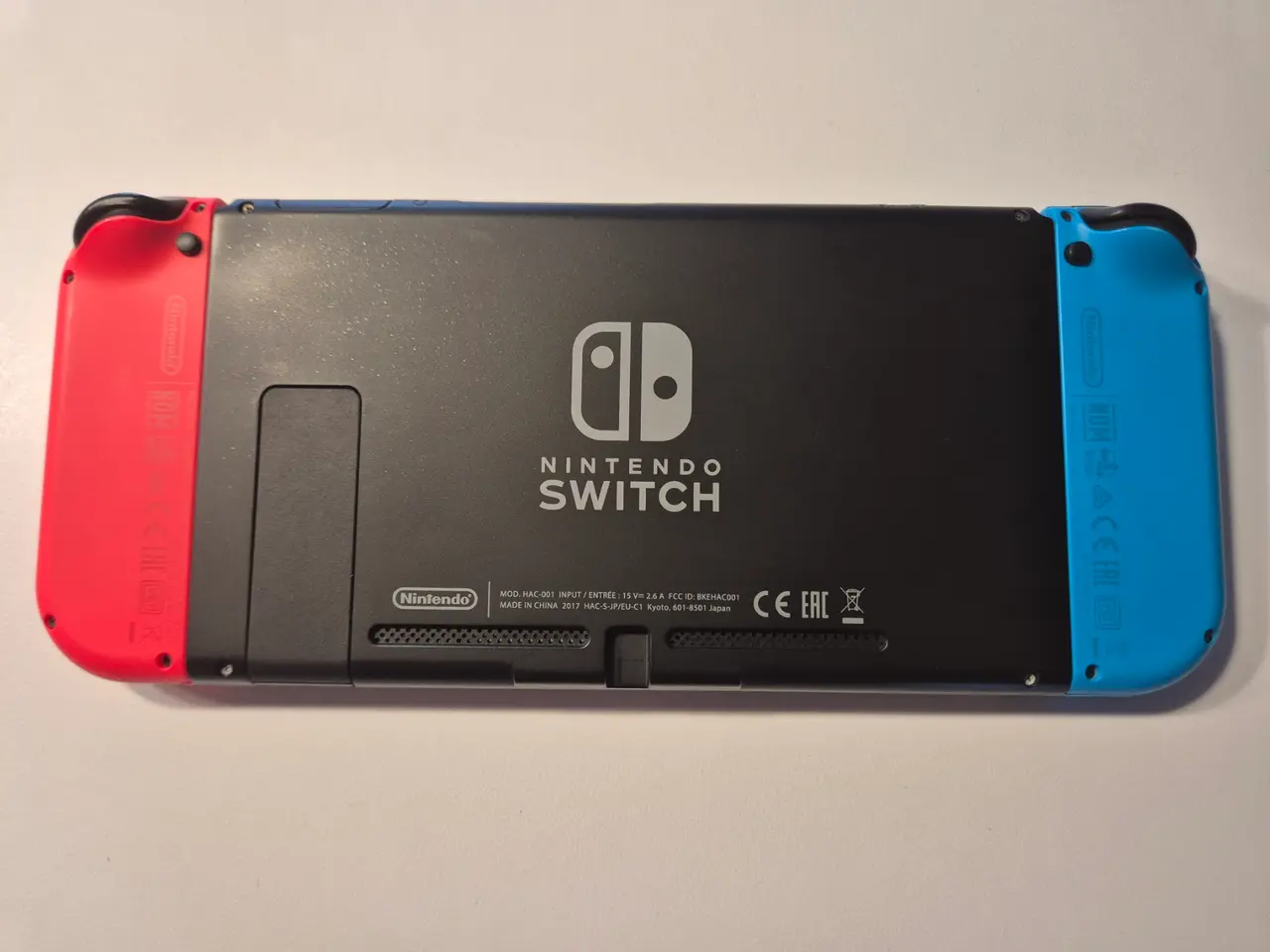 Billede 2 - Nintendo Switch Rød/Blå med taske HAC-001