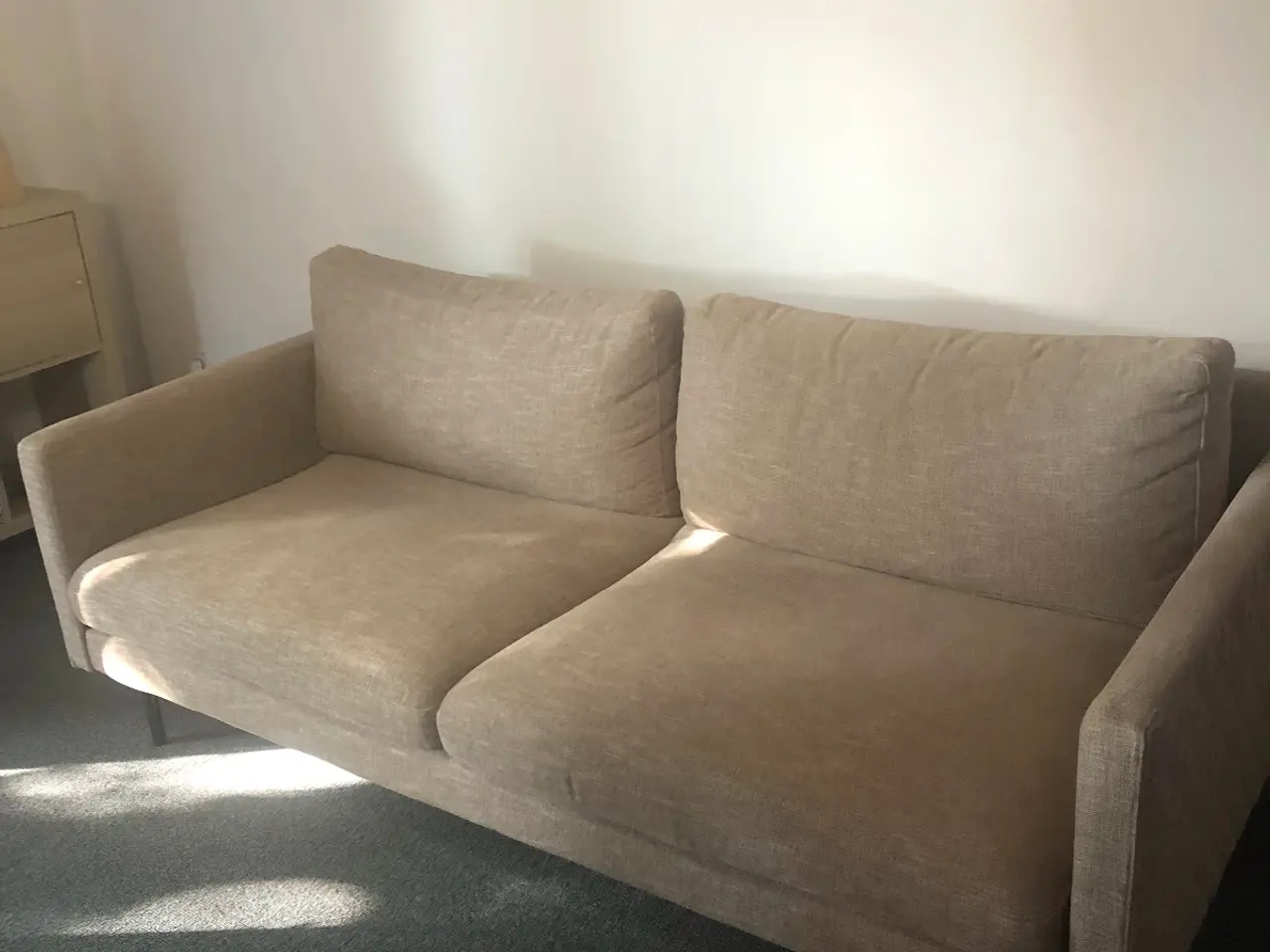 Billede 3 - 🛋️ Flot Sicilia 3-personers sofa – sandfarvet