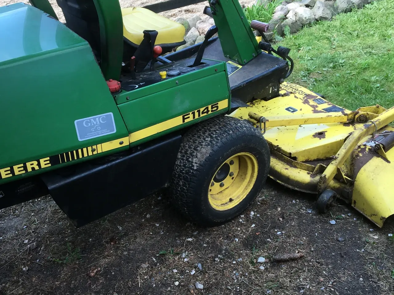 Billede 1 - John Deere F1145