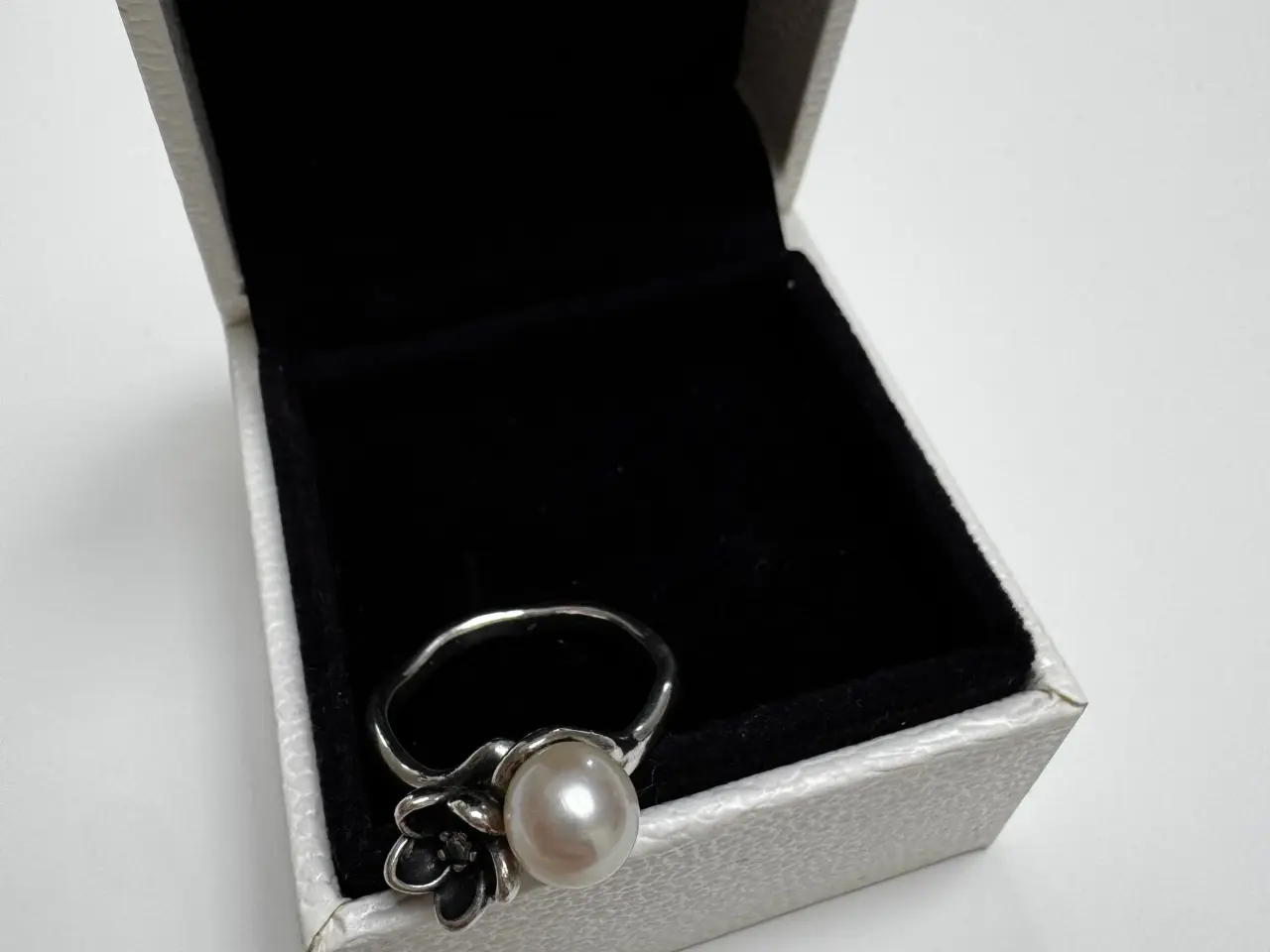 Billede 3 - Udgået Pandora ring “Mystic floral”