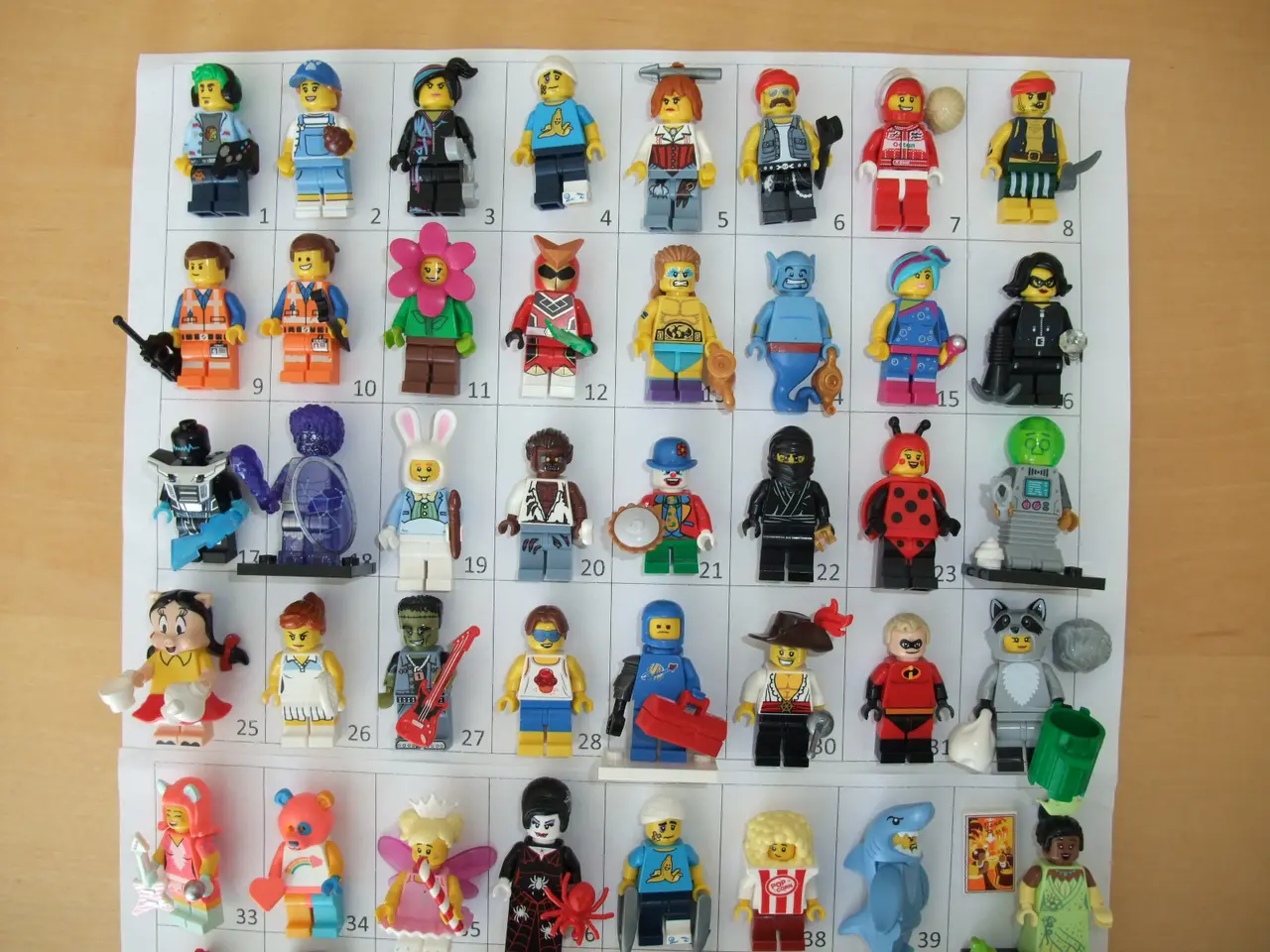 Billede 3 - Lego Serie Figurer+Andre
