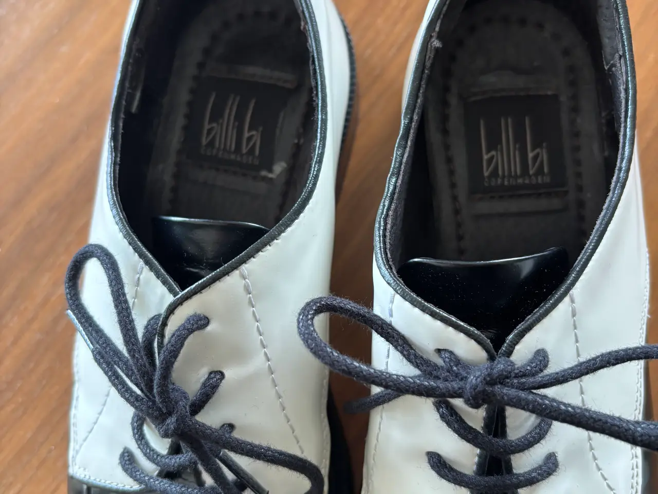 Billede 3 - Sort/hvide Billi Bi sko