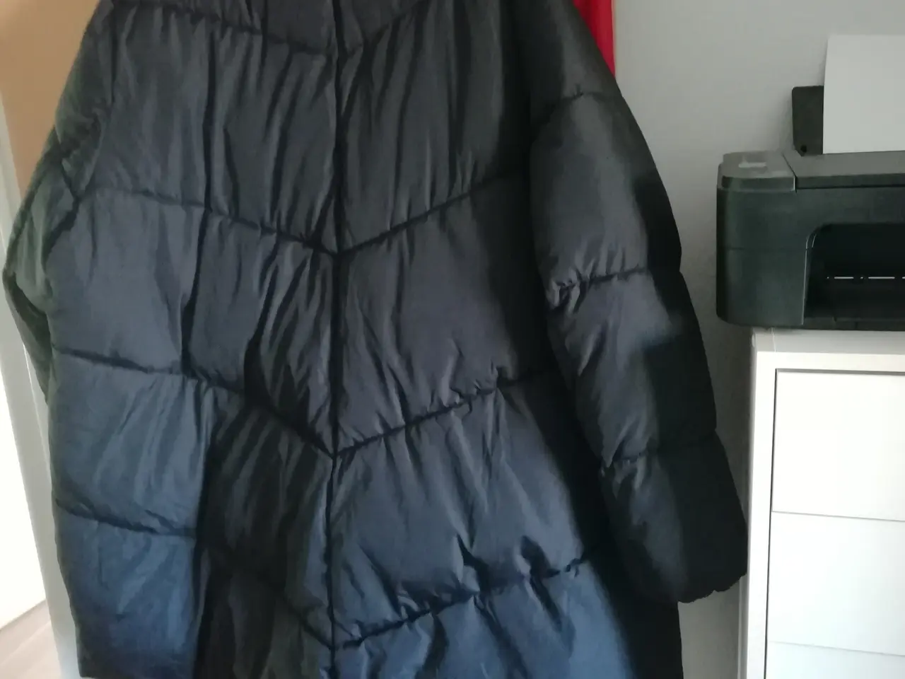 Billede 2 - Ny vinterfrakke og kort skindjakke