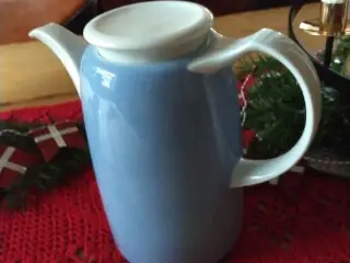 Porcelæns kande