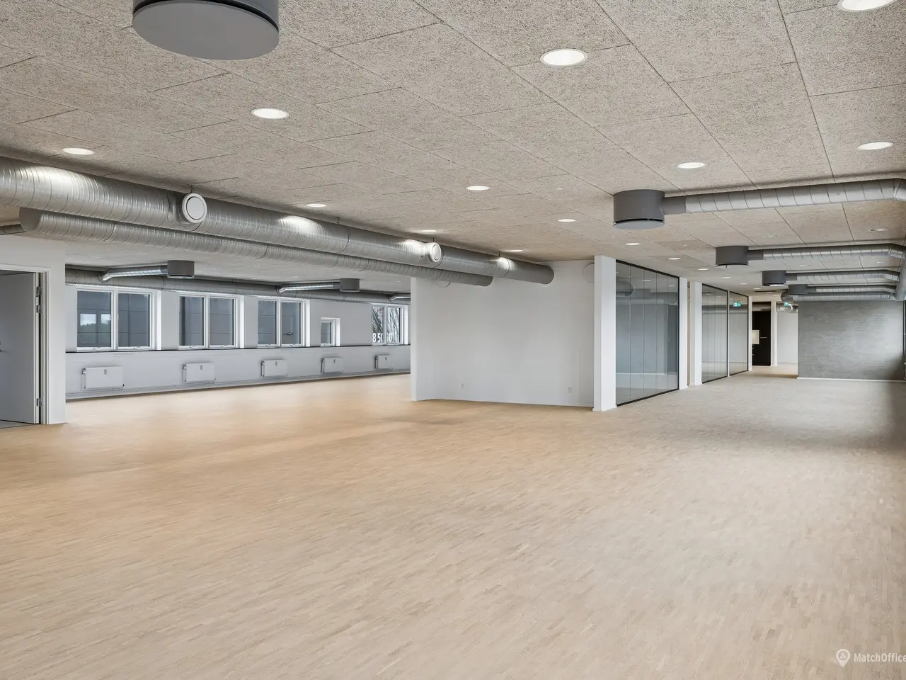 Billede 15 - Førsteklasses kontorejendom – med plads til at samle hele forretningen