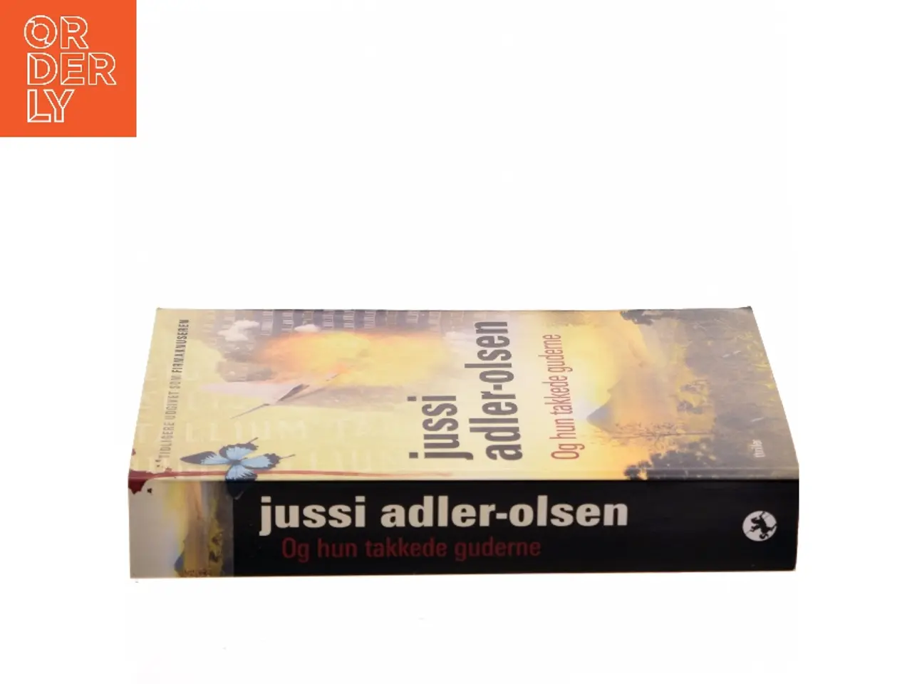 Billede 2 - Og hun takkede guderne af Jussi Adler-Olsen (Bog)