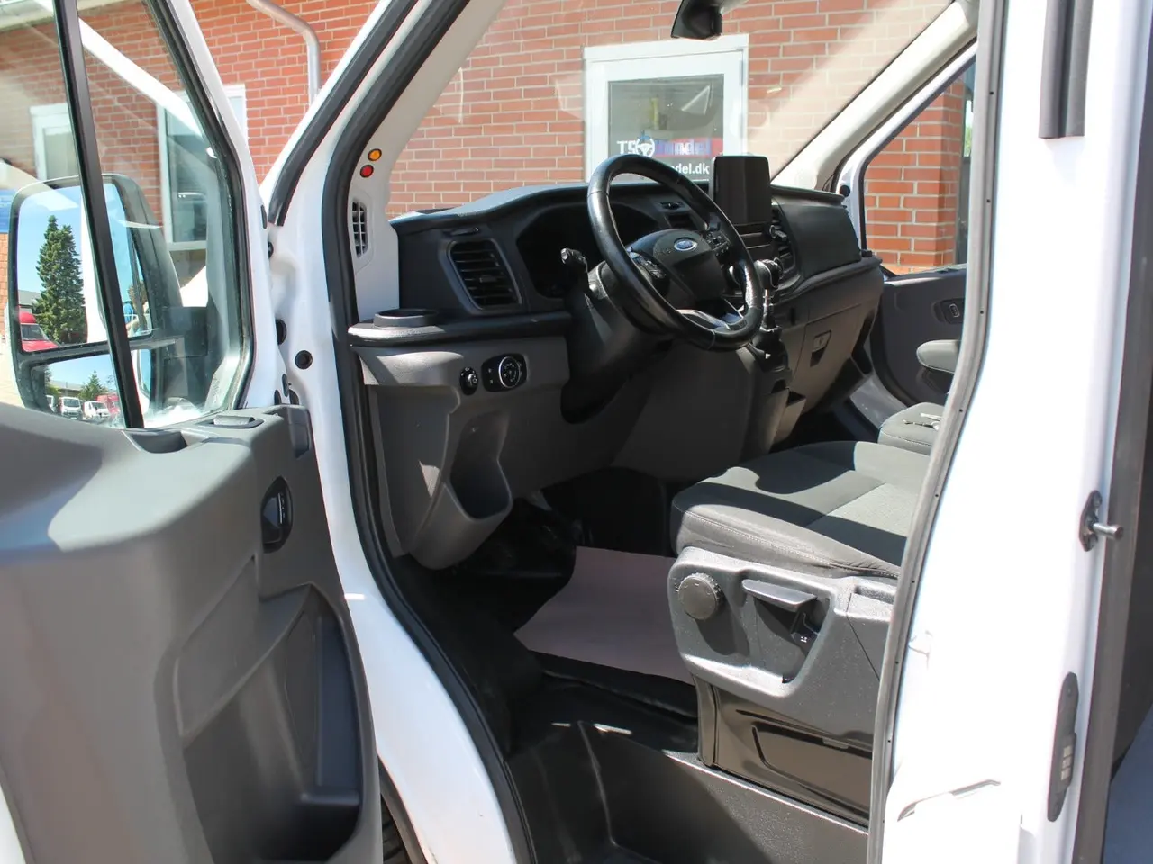 Billede 7 - Ford Transit 350 L4 Van 2,0 TDCi 170 Limited H3 RWD