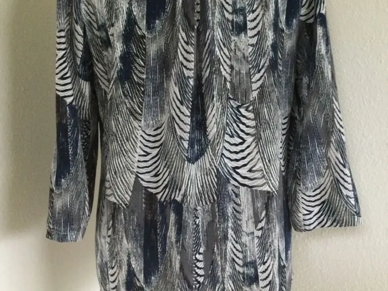 Billede 3 - SAINT TROPEZ bluse str. M.