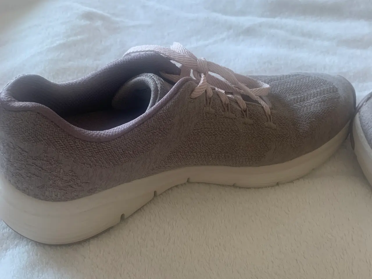 Billede 5 - Flotte sketcher Arch fit sko