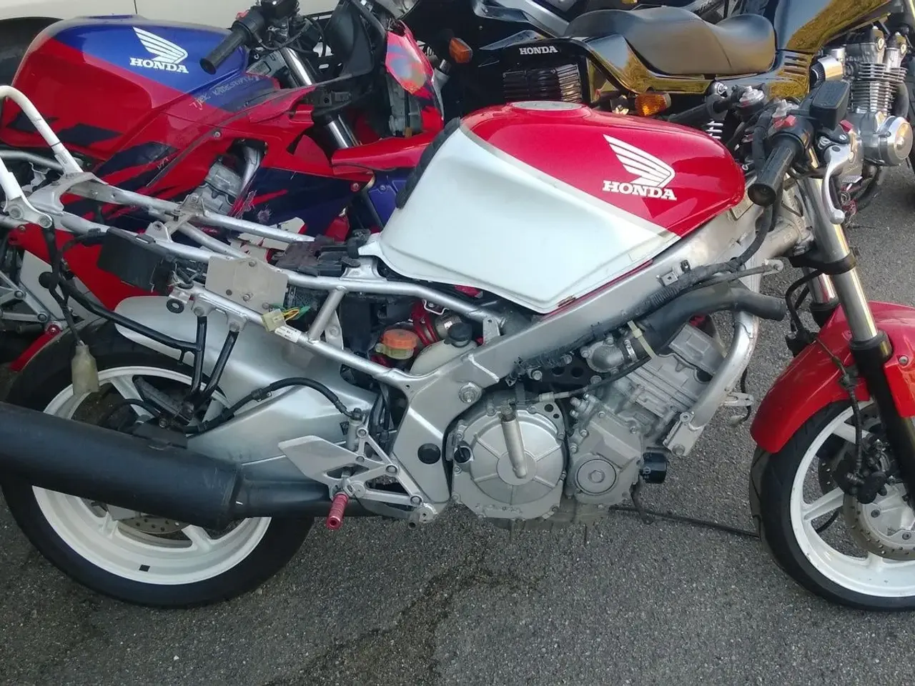 Billede 1 - CBR 600 F2