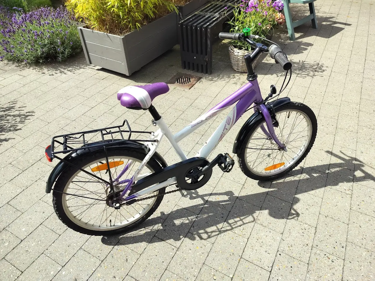 Billede 2 - Pigecykel 6-8 år
