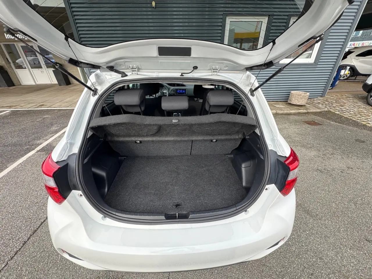 Billede 6 - Toyota Yaris 1,5 Hybrid H3 Limited e-CVT