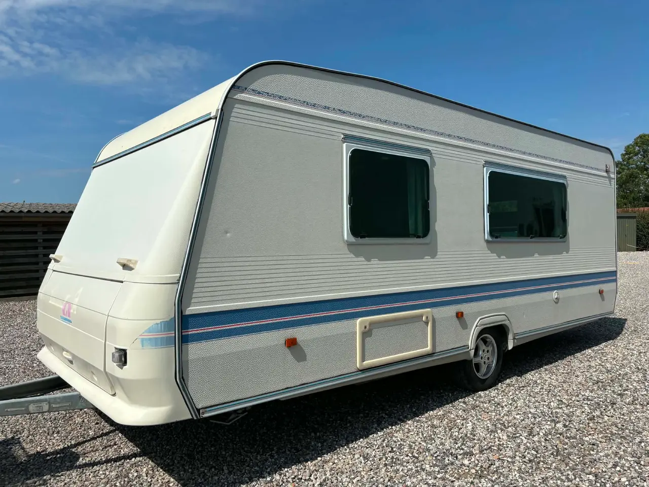 Billede 4 - NR 32 - Adria Unica 542 TK
