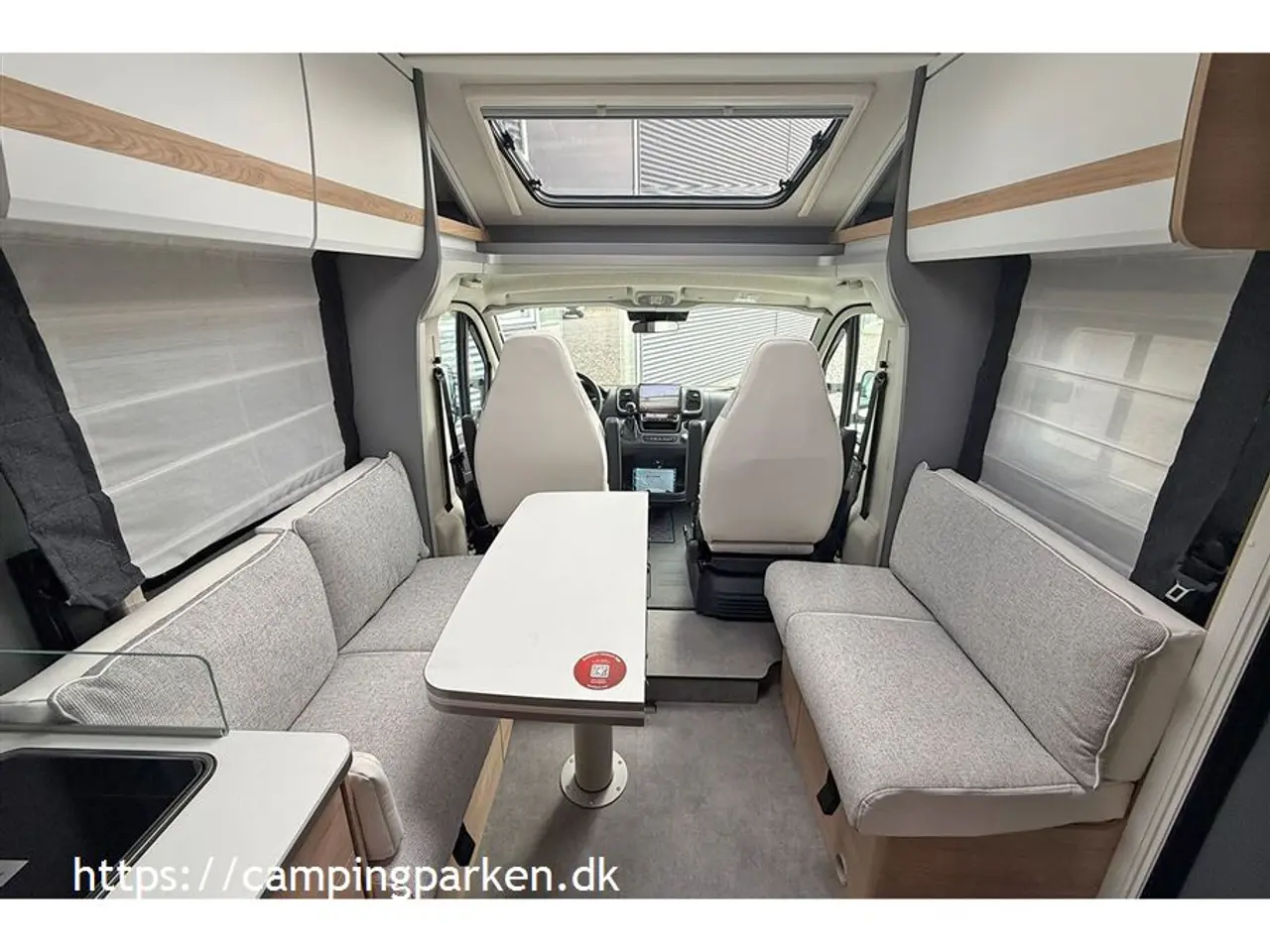 Billede 5 - 2026 - Dethleffs Just Camp T7052 EBL Dethleffs eksklusive kampagnemodel med vildt meget udstyr og vinterkomfortpakke!
