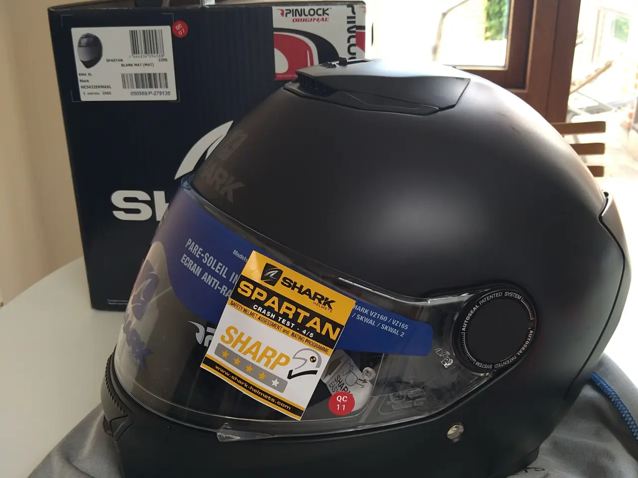 Billede 2 - Spartan xl hjelm fra Shark