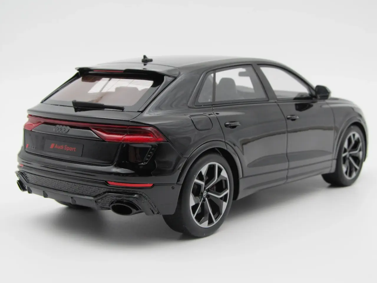 Billede 3 - 2019 Audi RS Q8 Quattro - Limited Edition - 1:18