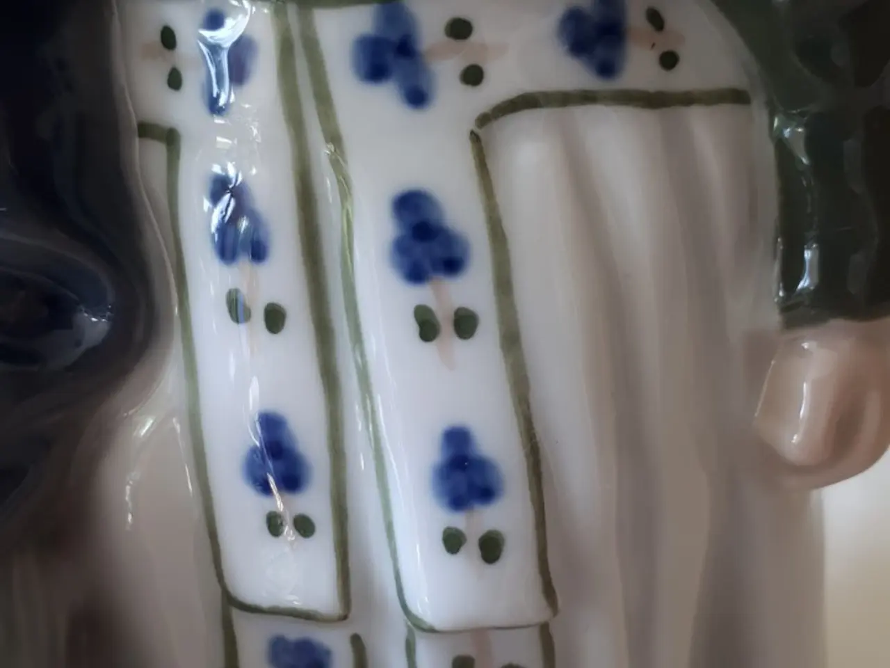 Billede 5 - Royal Copenhagen ... Amagerpiger ... 1. Sortering