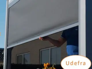 Udvendig rullegardin/ pergola skærm 4 m