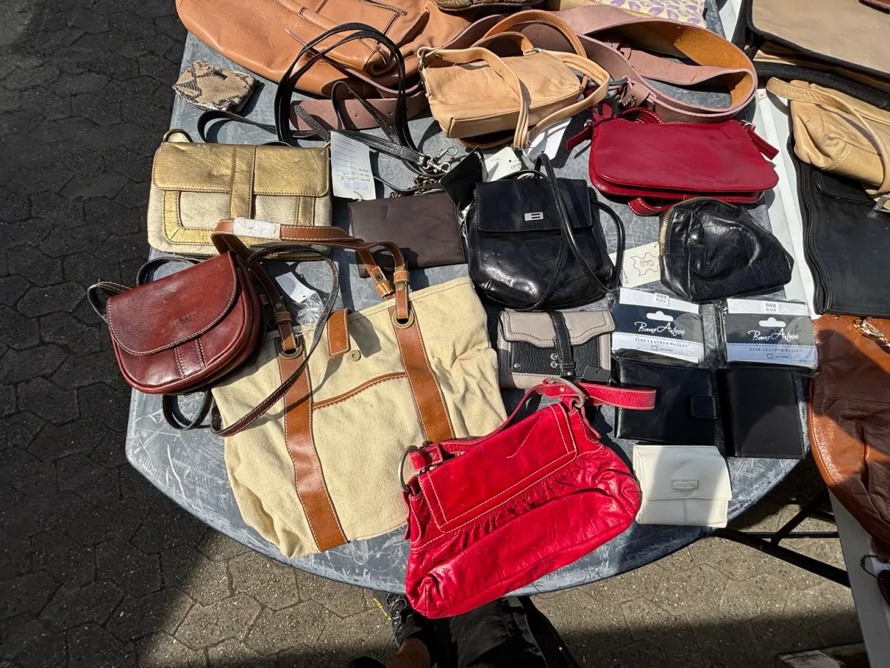 Billede 15 - 208 stk tasker, punge osv fra butik