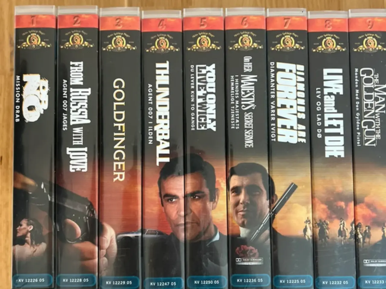 Billede 3 - James Bond filmsamling