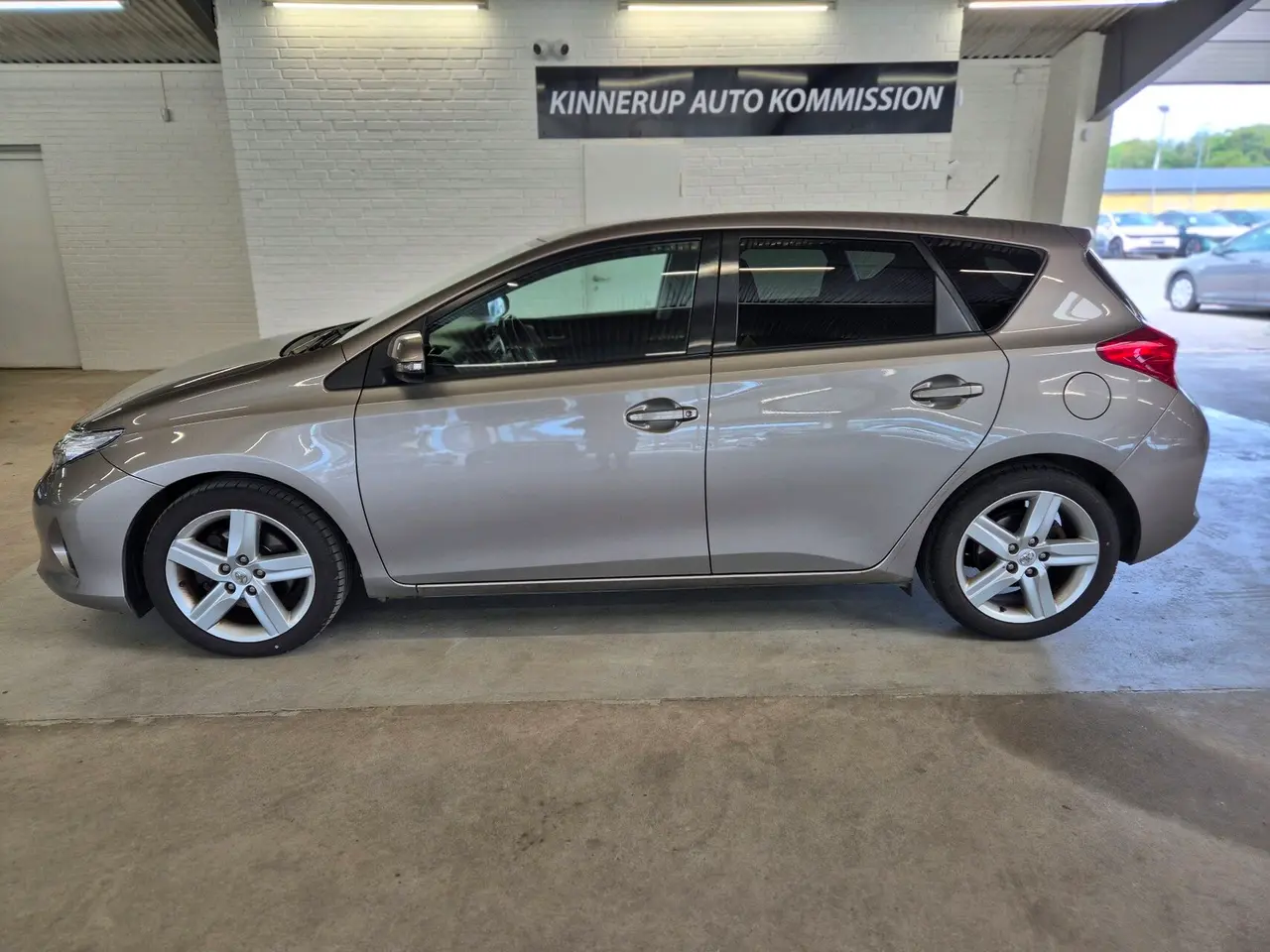 Billede 2 - Toyota Auris 2,0 D-4D DPF T2 124HK 5d 6g