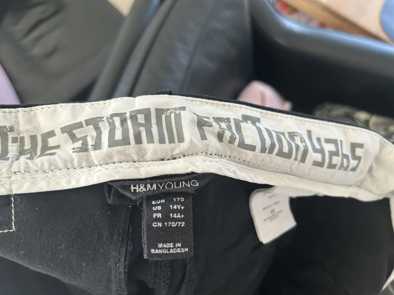 Billede 3 - Sorte bukser af mærket H&M