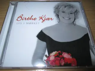 BIRTHE KJÆR. Lys i mørket.