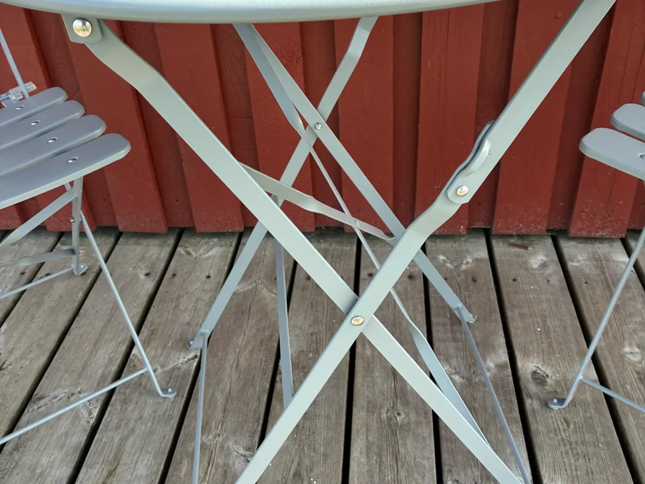 Billede 2 - 2 sæt havemøbler i gråt metal.