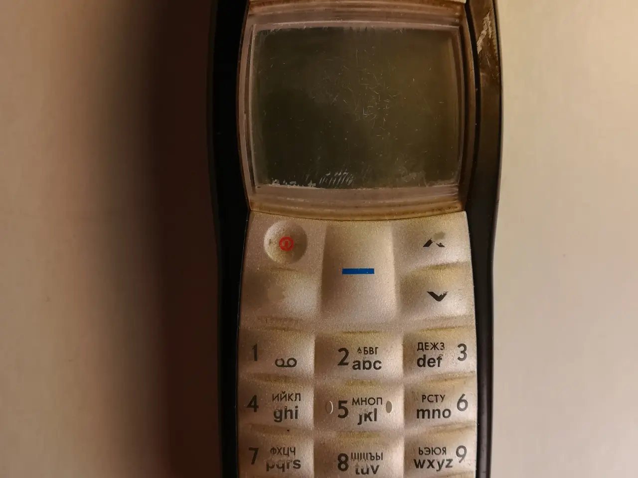 Billede 5 - Nokia 1100 - Language menu: English and Cyrillic 