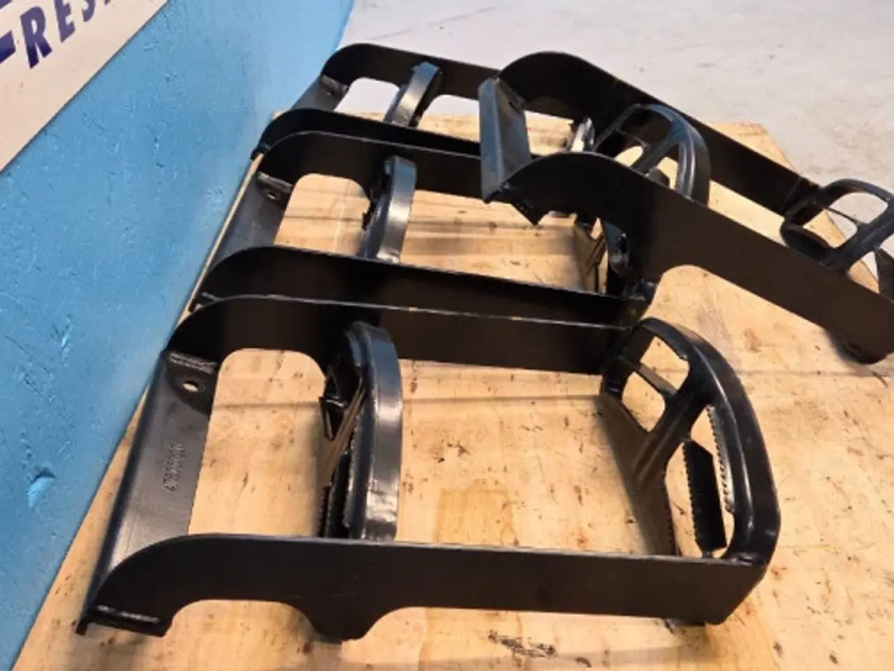 Billede 4 - New Holland T4.75 Stige 47600020 4Stk