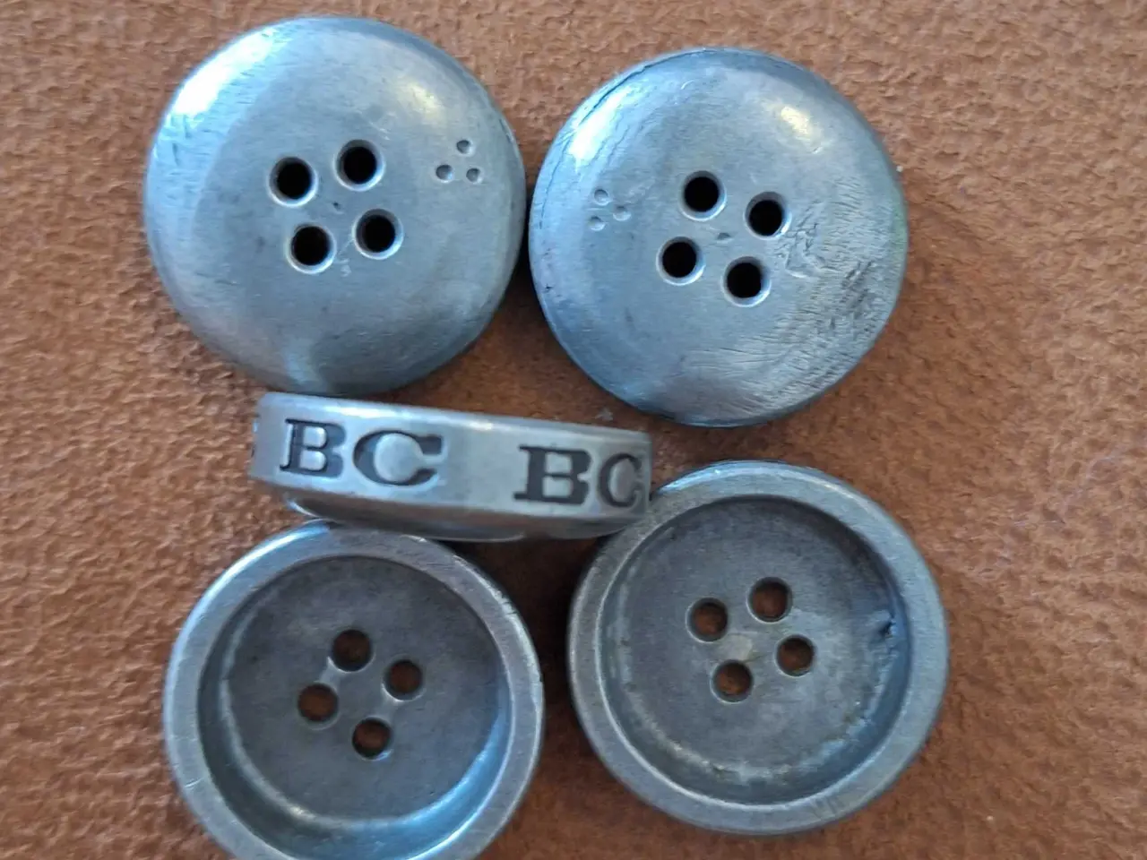 Billede 2 - Metal knapper 