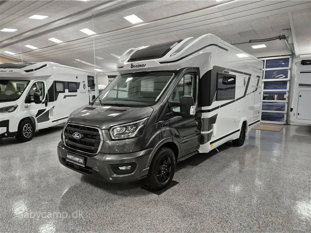 Billede 4 - 2026 - Benimar Tessoro 425