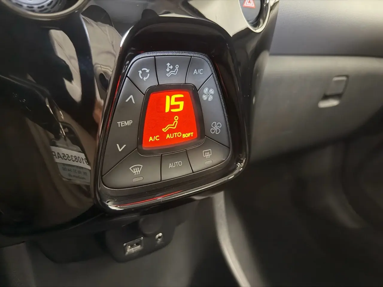 Billede 10 - Peugeot 108 1,0 e-VTi 72 Infinity