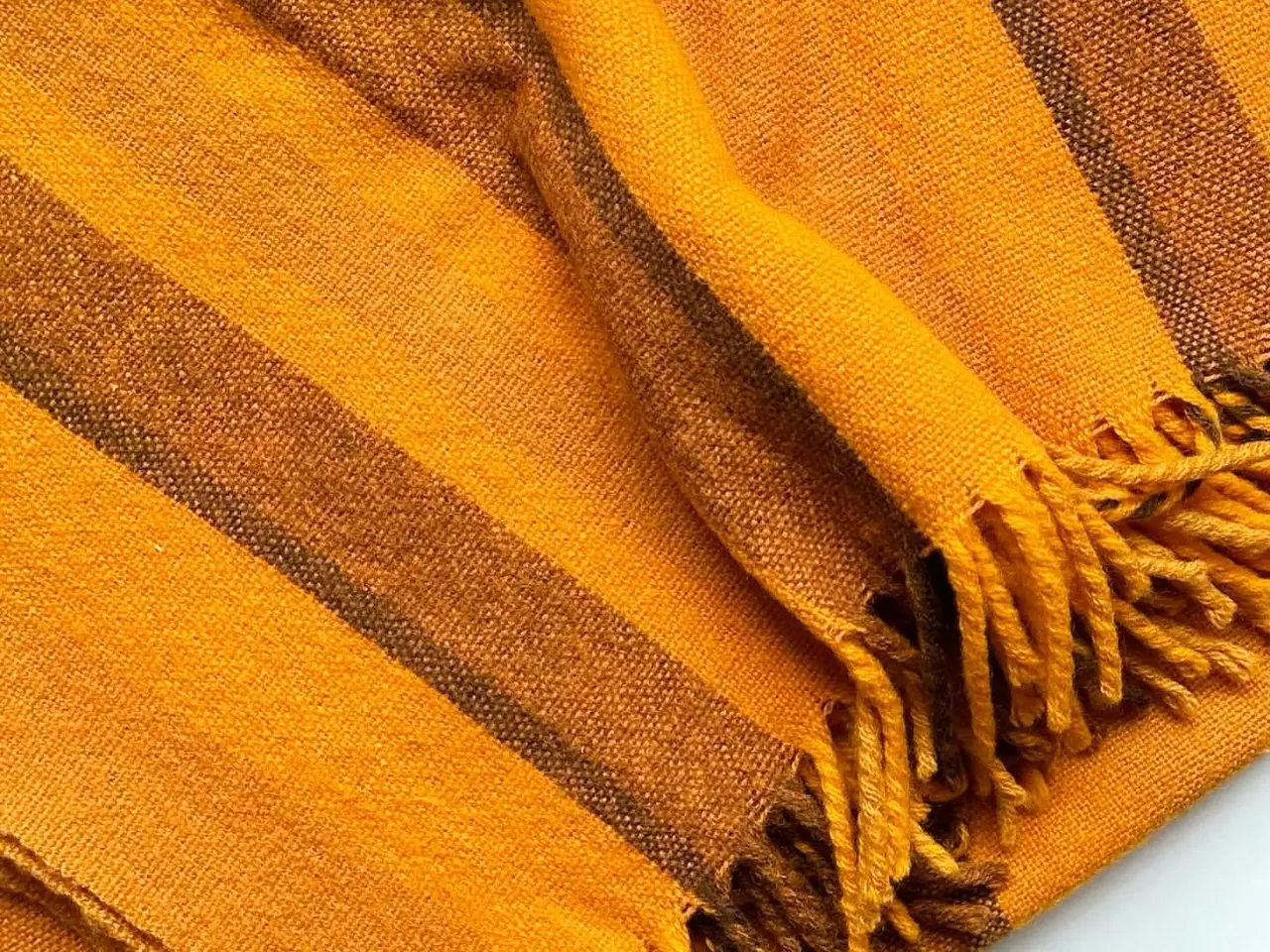 Billede 2 - Orange retrotæppe m brune striber, 184 x 130 cm