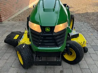 John Deere X584 - 2