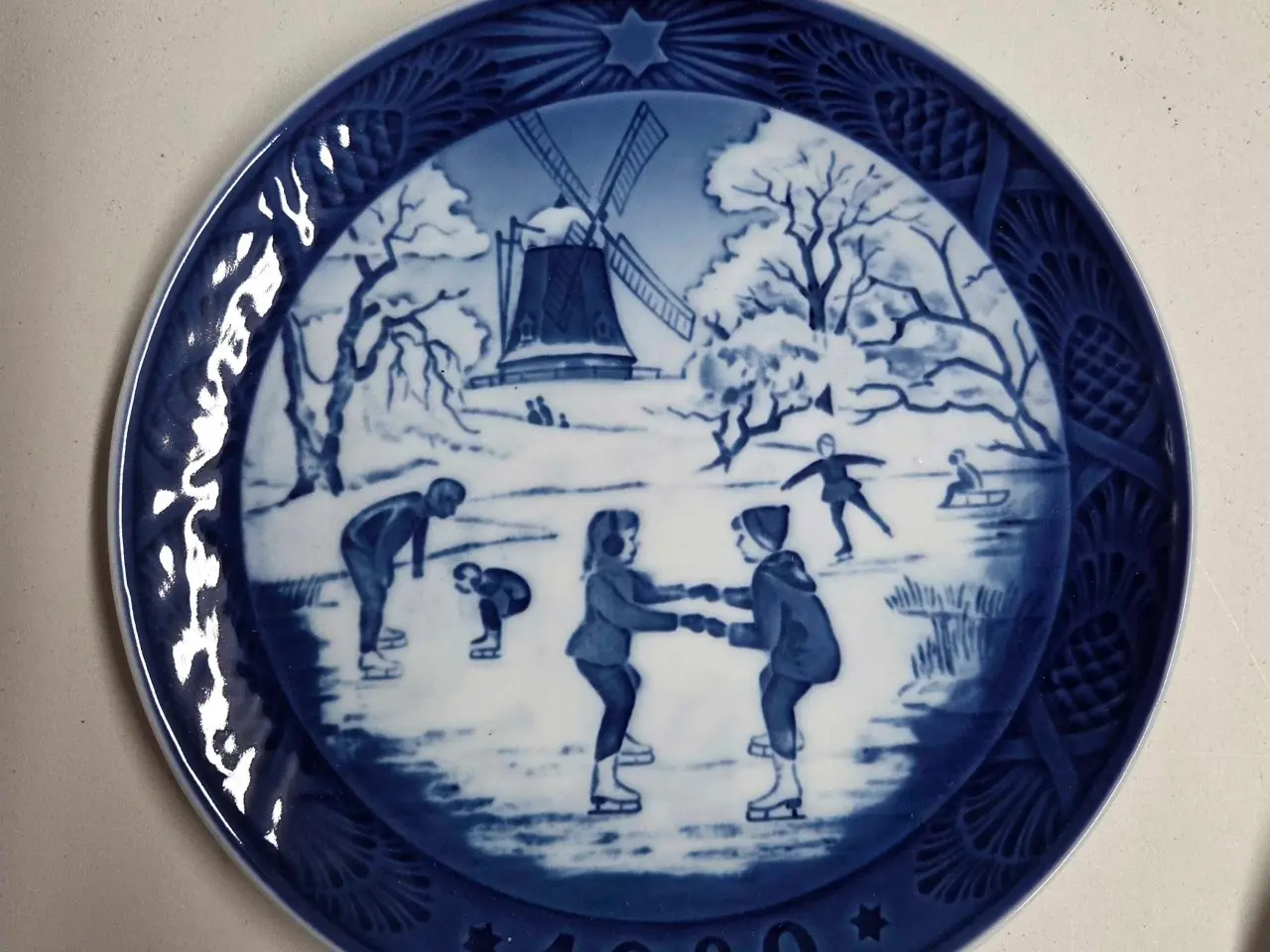 Billede 7 - Royal Copenhagen juleplatter
