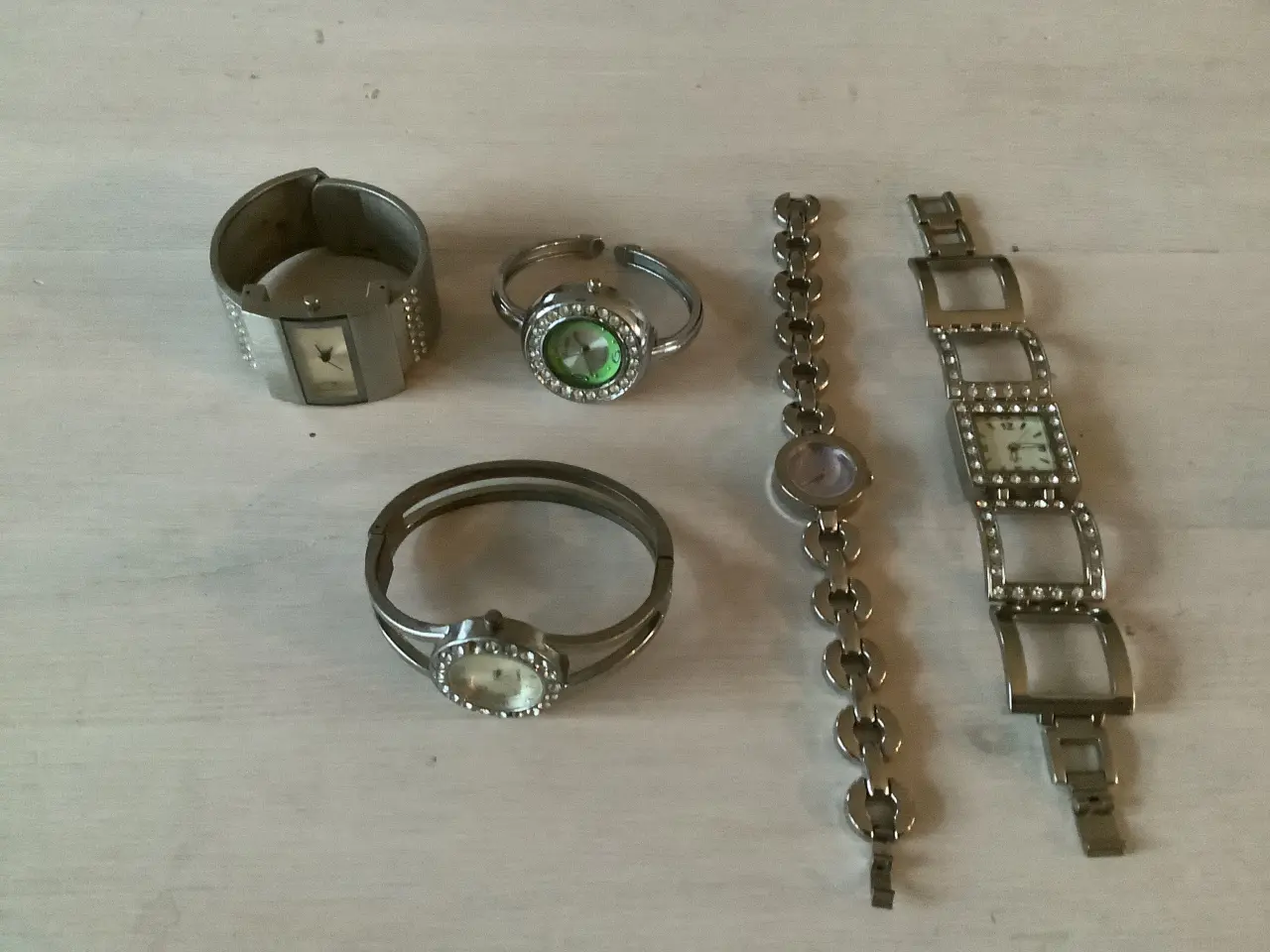Billede 2 - Dame armbåndsure