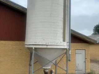 Fodersilo 12 tons i glasfiber